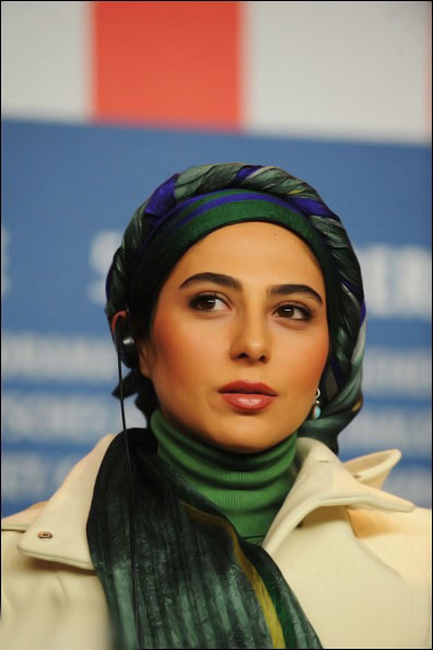 تصاويری از رعنا آزادی ور