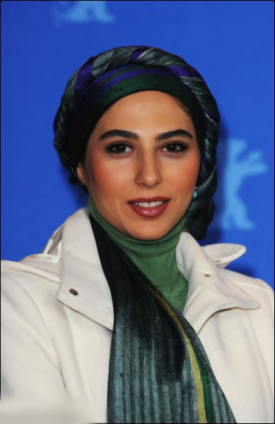 تصاويری از رعنا آزادی ور