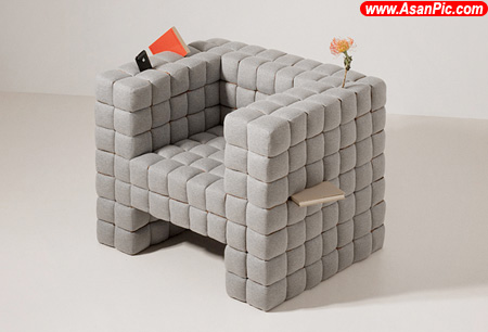 تصاويري از صندلی مبل برای ذخیره و پنهان کردن اشیاء کوچک بین بالشتک ها