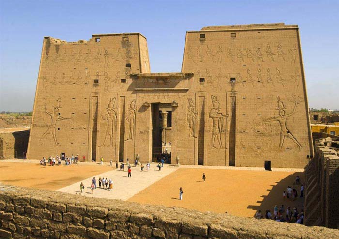 زیبایی های تاریخی مصر باستان