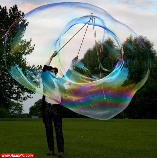 تصاويری از ساختن حباب هاي بسيار بزرگ و حيرت انگيز