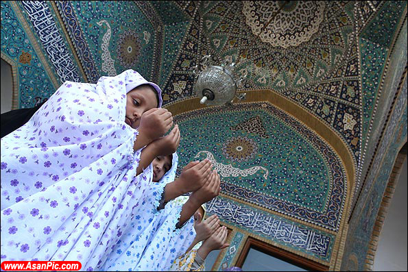 جشن عبودیت دانش آموزان دختر