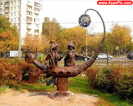 پارک سمبل ماه‌ها در روسیه