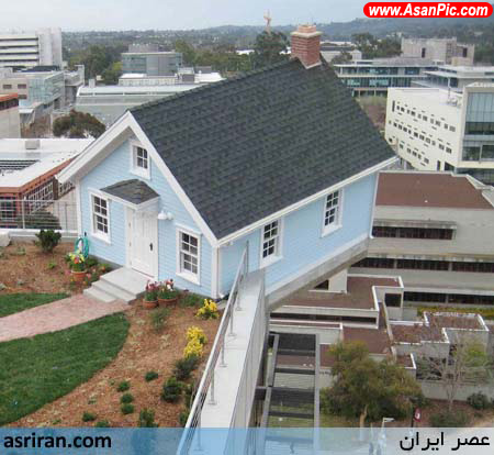 خانه ای در لبه پشت بام