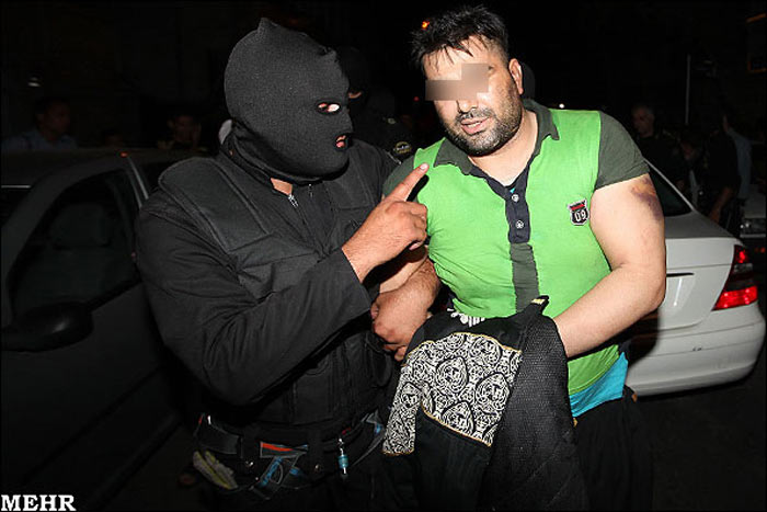 گزارش تصويری از دستگیری اراذل اوباش تهران