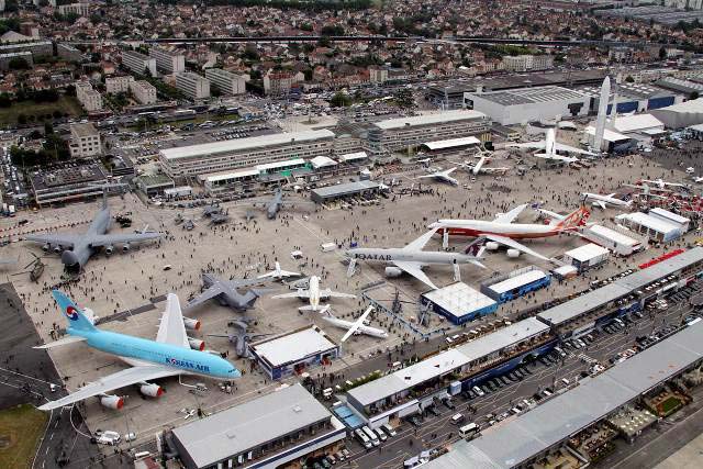 نمایشگاه صنایع هوایی پاریس